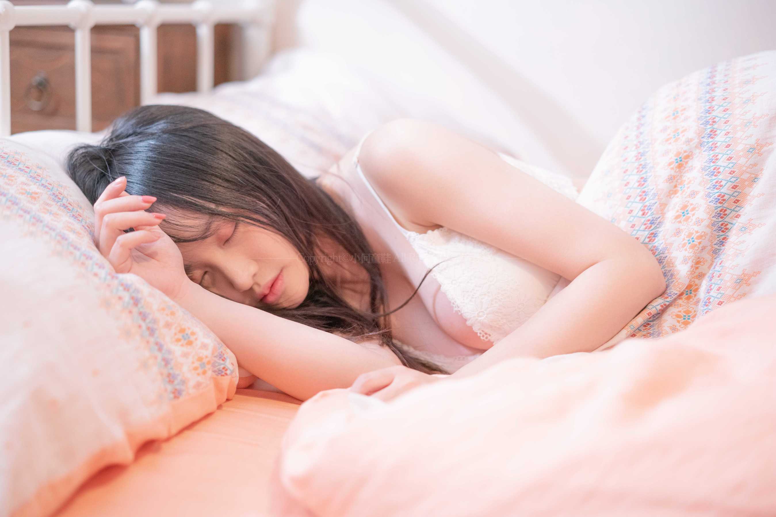 [网红COSER写真] 动漫博主脱尾巴Mizuki – 轻私房 套图